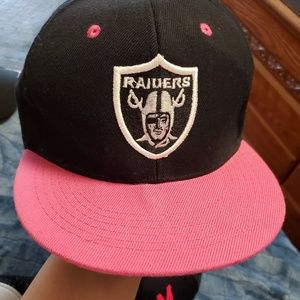 Pink / black OAKLAND RAIDERS HAT